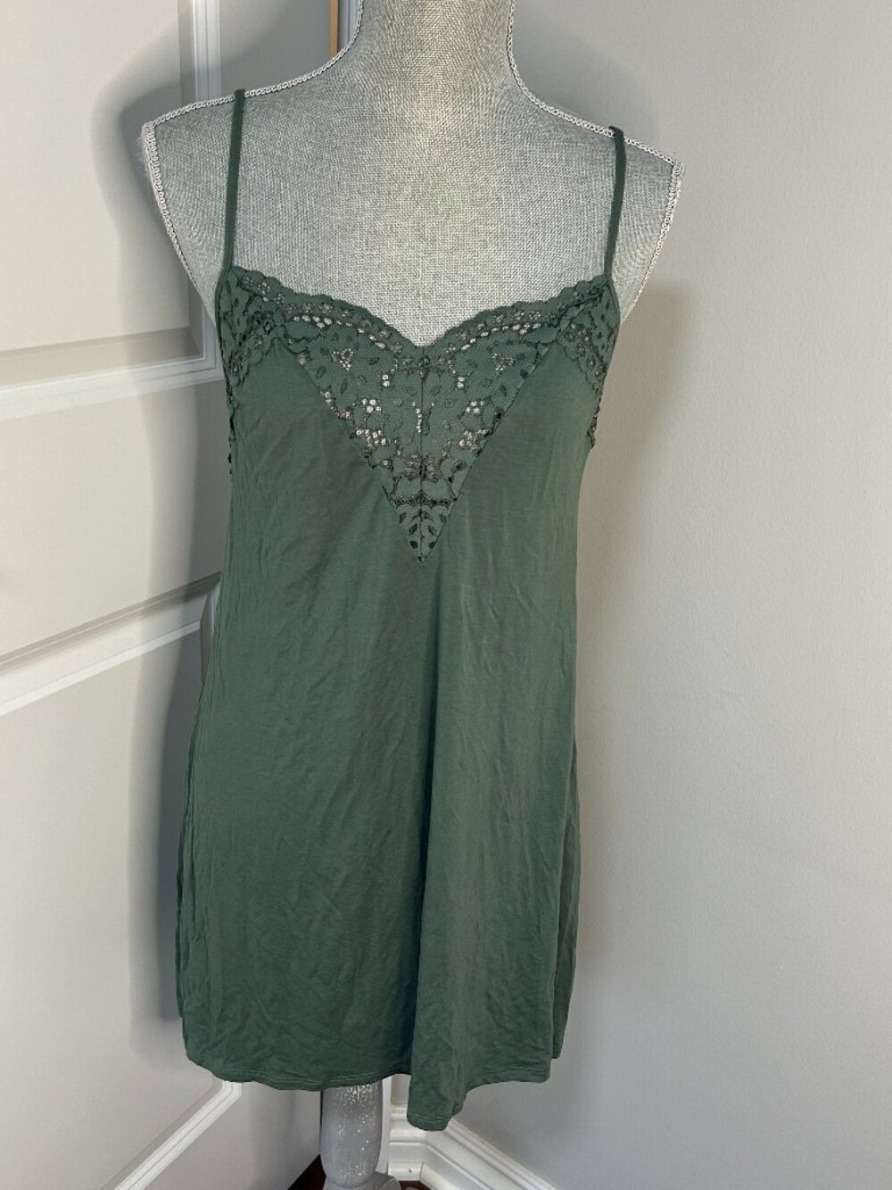 Victoria's Secret Green Lace Trim Chemise Size M NWOT